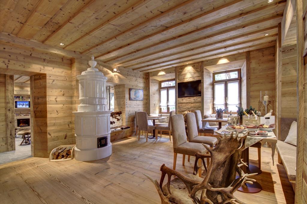 Hotel Villa Alpina ***S Cortina d'Ampezzo Bagian luar foto